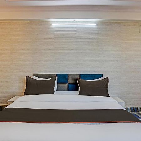 Super Umen Hotel Nearest Sector 66 Νόιντα Εξωτερικό φωτογραφία