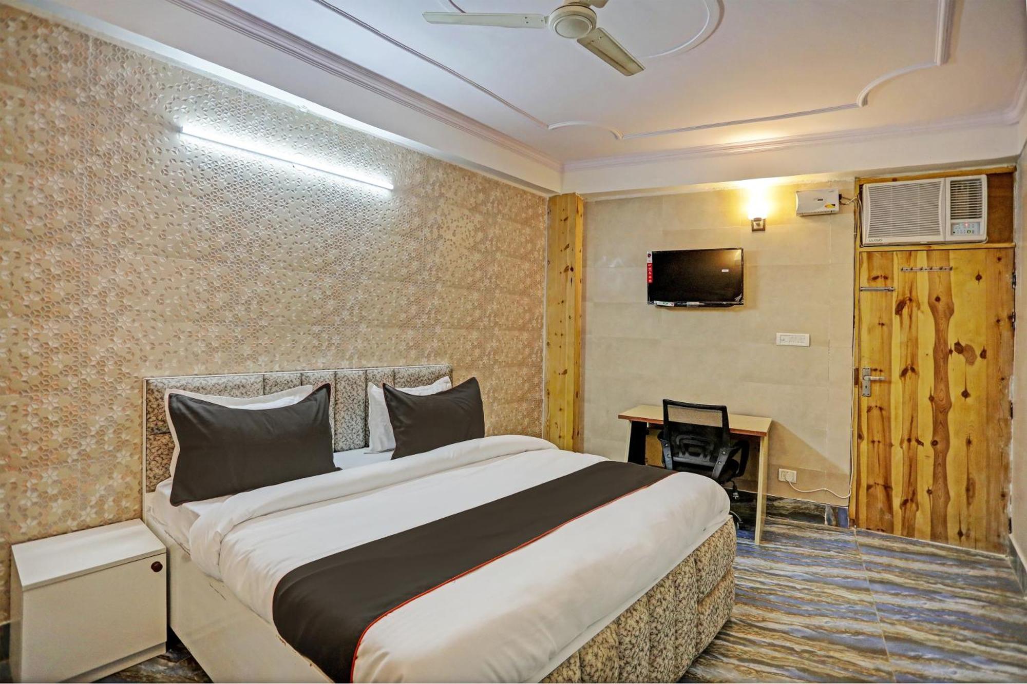 Super Umen Hotel Nearest Sector 66 Νόιντα Εξωτερικό φωτογραφία